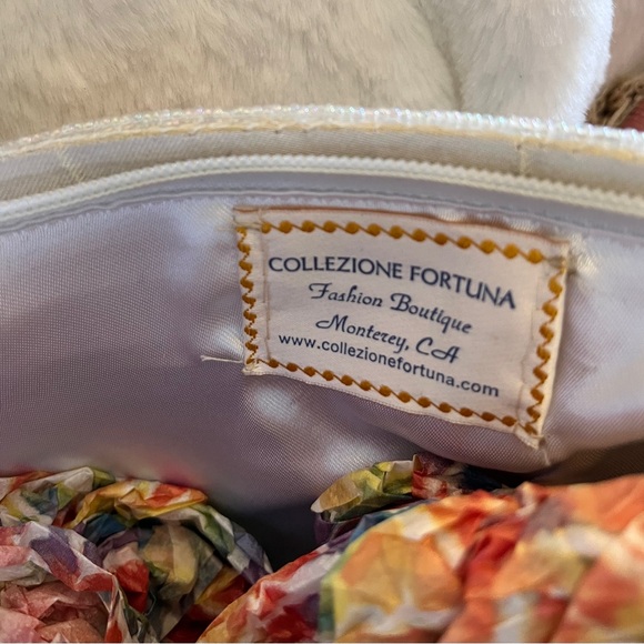 Floral Embroidered White and Pink Handbag excellent condition! Very nice!!! - Picture 7 of 11